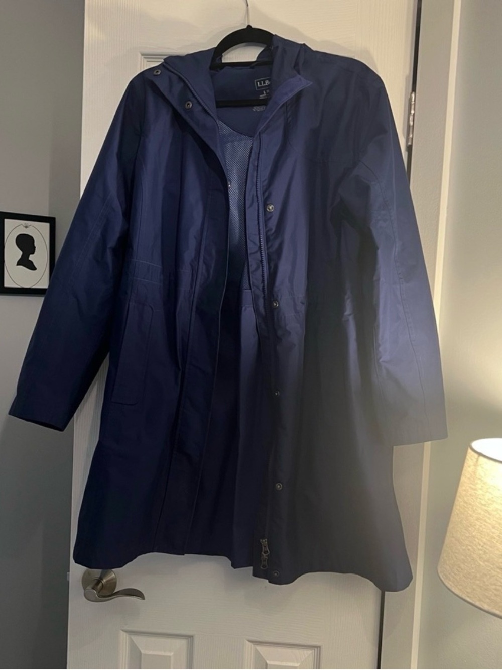 L.L. Bean Women's Navy Rain/Trench Coat with hood, women’s size L - Picture 2 of 5